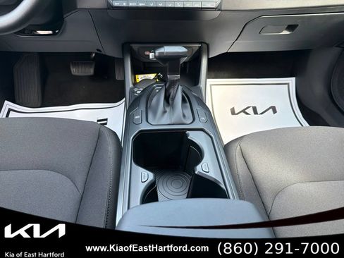 New 2026 Kia K4 FWD image 26