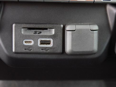 Used 2019 GMC Sierra 1500 SLT image 22