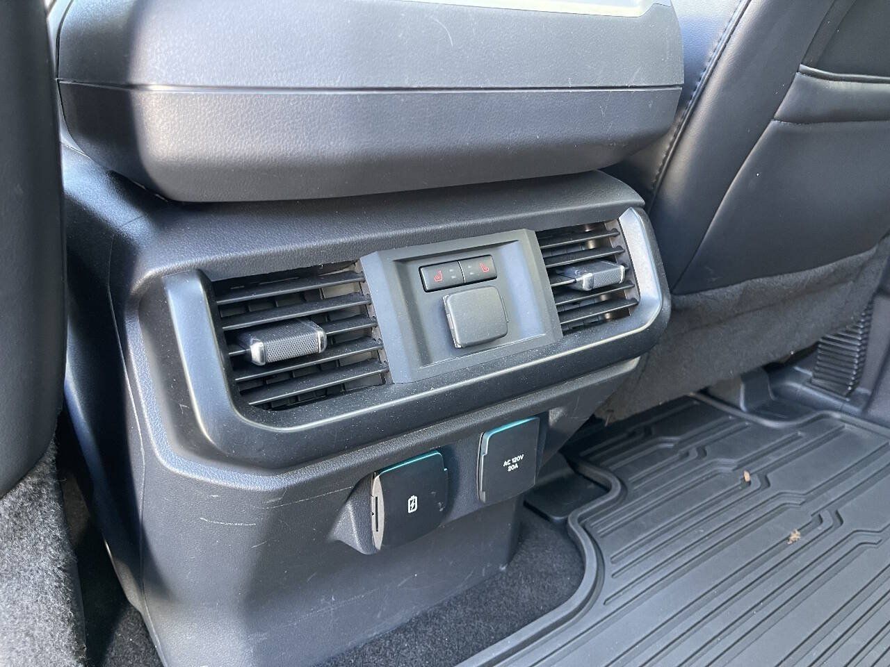 Used 2024 Ford F150 Raptor AWD/4WD image 10