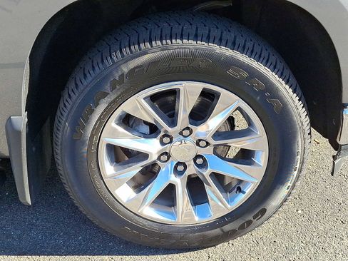 Used 2019 Chevrolet Silverado 1500 LTZ w/ LTZ Plus Package image 9