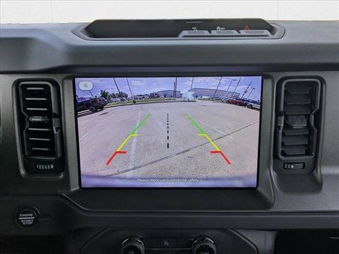 New 2025 Ford Bronco 4-Door image 13