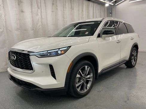 Used 2023 INFINITI QX60 Luxe w/ Cargo Package AWD/4WD image 4