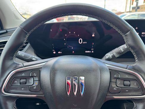 Used 2025 Buick Encore GX Avenir w/ Avenir Technology Package image 20