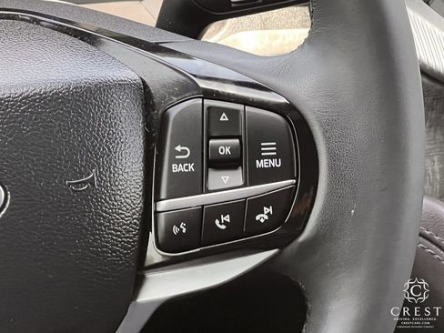 Used 2025 Ford Explorer Platinum w/ Ultimate Package AWD/4WD image 15