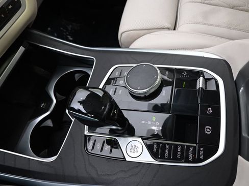 Used 2021 BMW X7 xDrive40i w/ Premium Package image 35