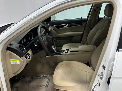 Used 2013 Mercedes-Benz C 300 4MATIC Sedan image 13