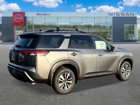 New 2026 Nissan Pathfinder SL AWD/4WD image 5
