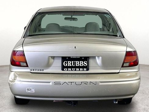 Used 2002 Saturn S-Series SL1 FWD image 5