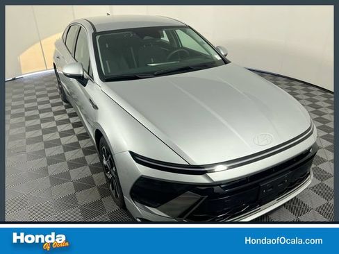 Used 2024 Hyundai Sonata SEL FWD image 1