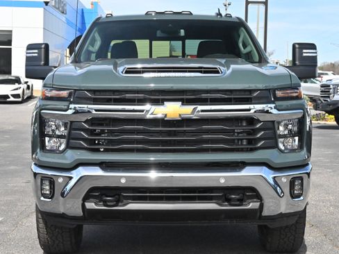 New 2026 Chevrolet Silverado 2500 LT w/ All Star Edition AWD/4WD image 6