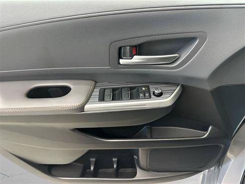 Used 2023 Toyota Sienna XLE Woodland Edition AWD/4WD image 9