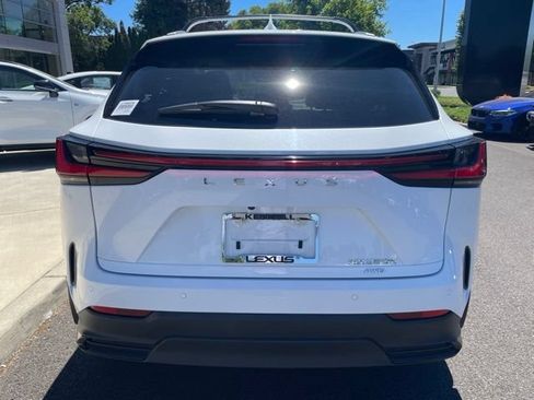 Used 2026 Lexus NX 350h AWD w/ Accessory Package (2T) image 8