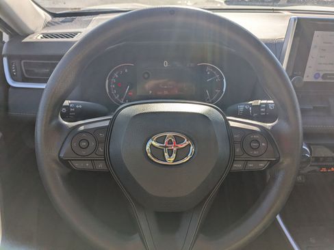 Used 2024 Toyota RAV4 XLE image 18