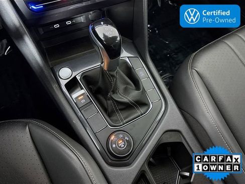 Used 2024 Volkswagen Tiguan SE image 18