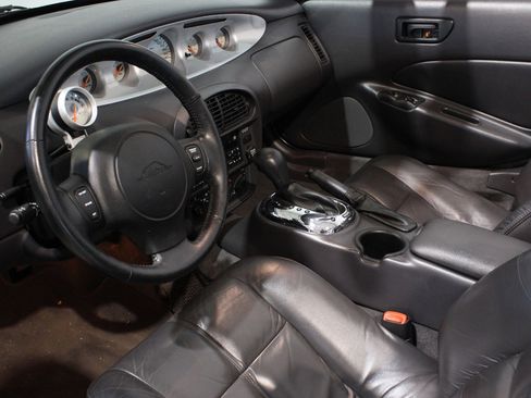 Used 2000 Plymouth Prowler image 29