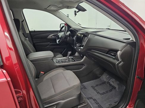 Used 2019 Chevrolet Traverse LT FWD image 27