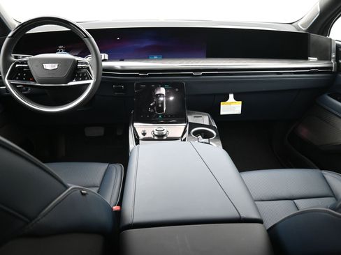 New 2025 Cadillac Escalade IQ Sport 2 image 10