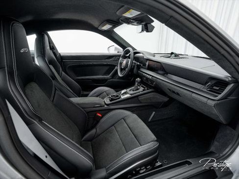 Used 2026 Porsche 911 GT3 w/ Chrono Package RWD image 42