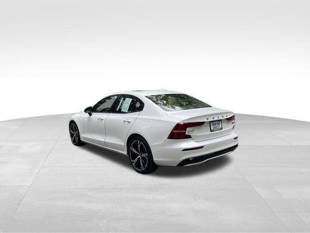Certified 2023 Volvo S60 B5 Plus AWD/4WD image 6