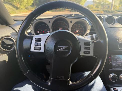 Used 2008 Nissan 350Z Enthusiast w/ Cargo Convenience Pkg image 15