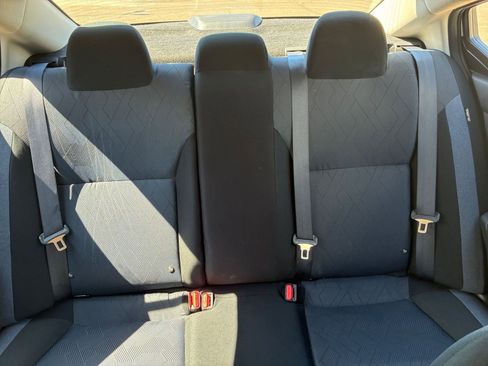 Used 2025 Nissan Versa SV image 36