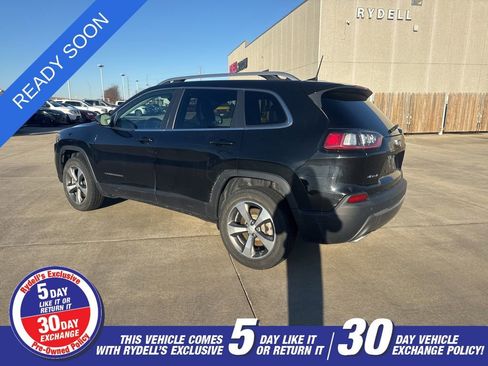 Used 2020 Jeep Cherokee Limited image 4