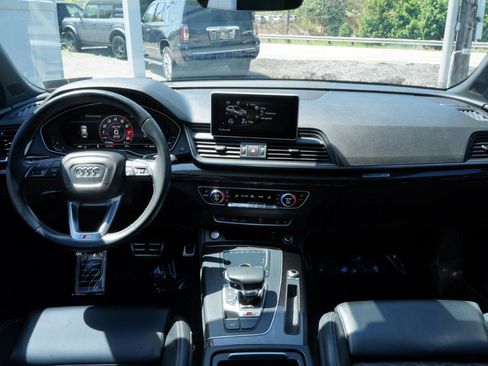 Used 2018 Audi SQ5 Premium Plus w/ S Sport Package AWD/4WD image 51