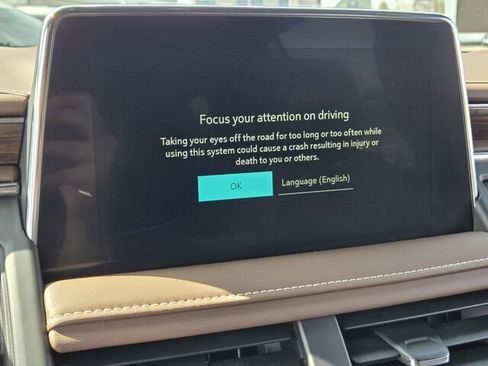 Used 2024 Chevrolet Tahoe High Country w/ Premium Package image 26