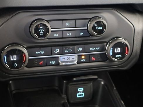 New 2025 Ford Bronco Big Bend image 24