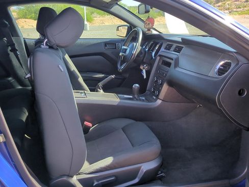 Used 2014 Ford Mustang Coupe w/ Equipment Group 102A RWD image 28