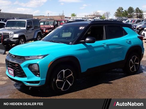 Used 2021 Chevrolet TrailBlazer RS w/ Technology Package AWD/4WD image 1
