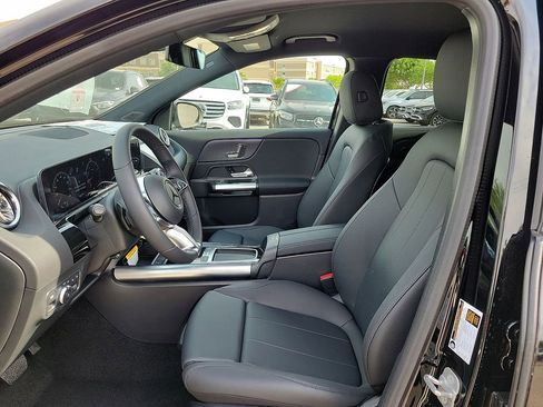 New 2025 Mercedes-Benz GLA 250 image 16