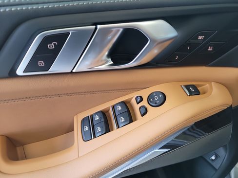 New 2026 BMW X5 xDrive50e AWD/4WD image 18
