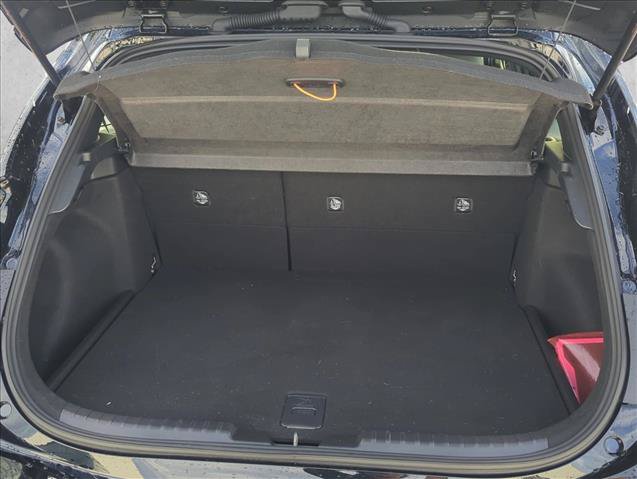 Used 2026 Toyota Corolla SE FWD image 22