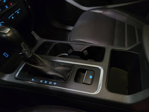 Used 2017 Ford Escape Titanium image 26