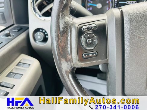 Used 2014 Ford F250 Lariat w/ Lariat Interior Package image 14