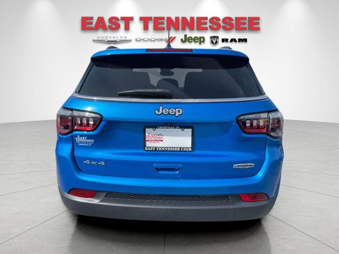 Used 2022 Jeep Compass Latitude image 4