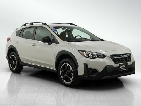 Used 2022 Subaru Crosstrek 2.0i image 7