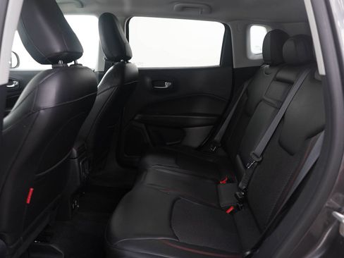 Used 2018 Jeep Compass Trailhawk w/ Cold Weather Group image 14