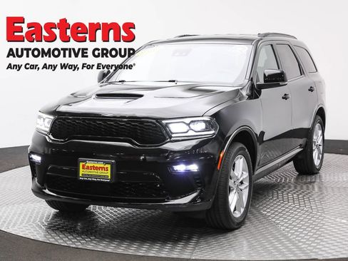 Used 2023 Dodge Durango GT image 1
