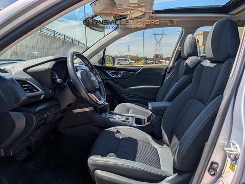 Used 2019 Subaru Forester Premium AWD/4WD image 10