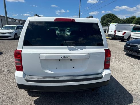 Used 2014 Jeep Patriot Sport FWD image 5