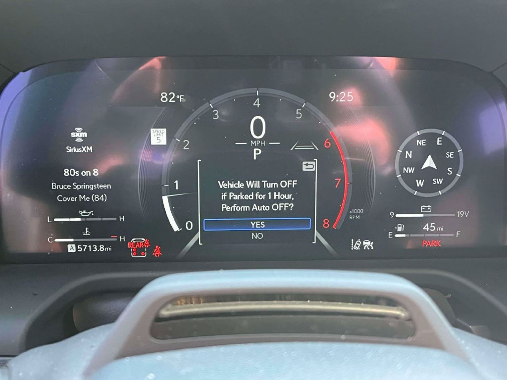 Used 2025 Lexus GX 550 w/ Cold Area Package AWD/4WD image 25