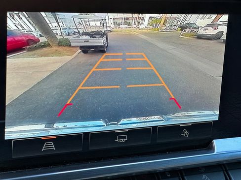 Used 2023 GMC Sierra 1500 Elevation w/ Preferred Package image 20