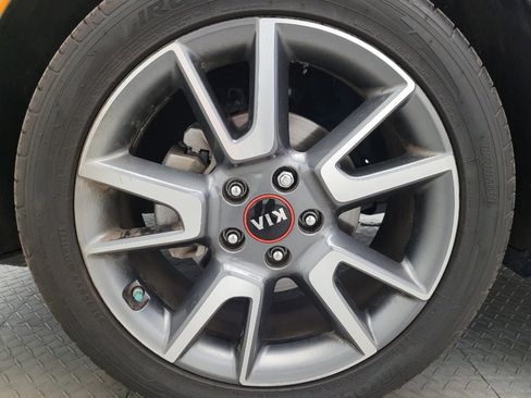 Used 2020 Kia Soul GT-Line w/ GT 2.0L Power Sunroof Package FWD image 31