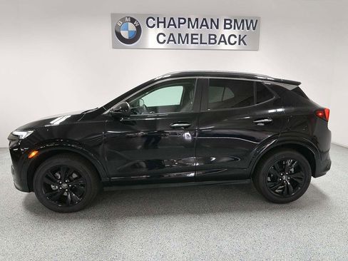 Used 2024 Buick Encore GX Sport Touring image 3