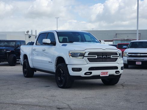 Used 2022 RAM 1500 Laramie w/ Laramie Southwest Edition AWD/4WD image 3