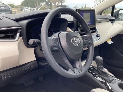 New 2026 Toyota Corolla LE image 9