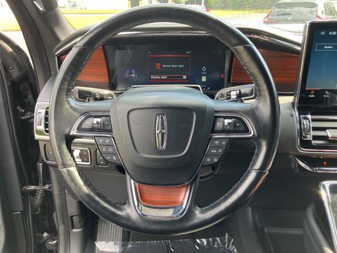 Used 2024 Lincoln Navigator Reserve AWD/4WD image 20