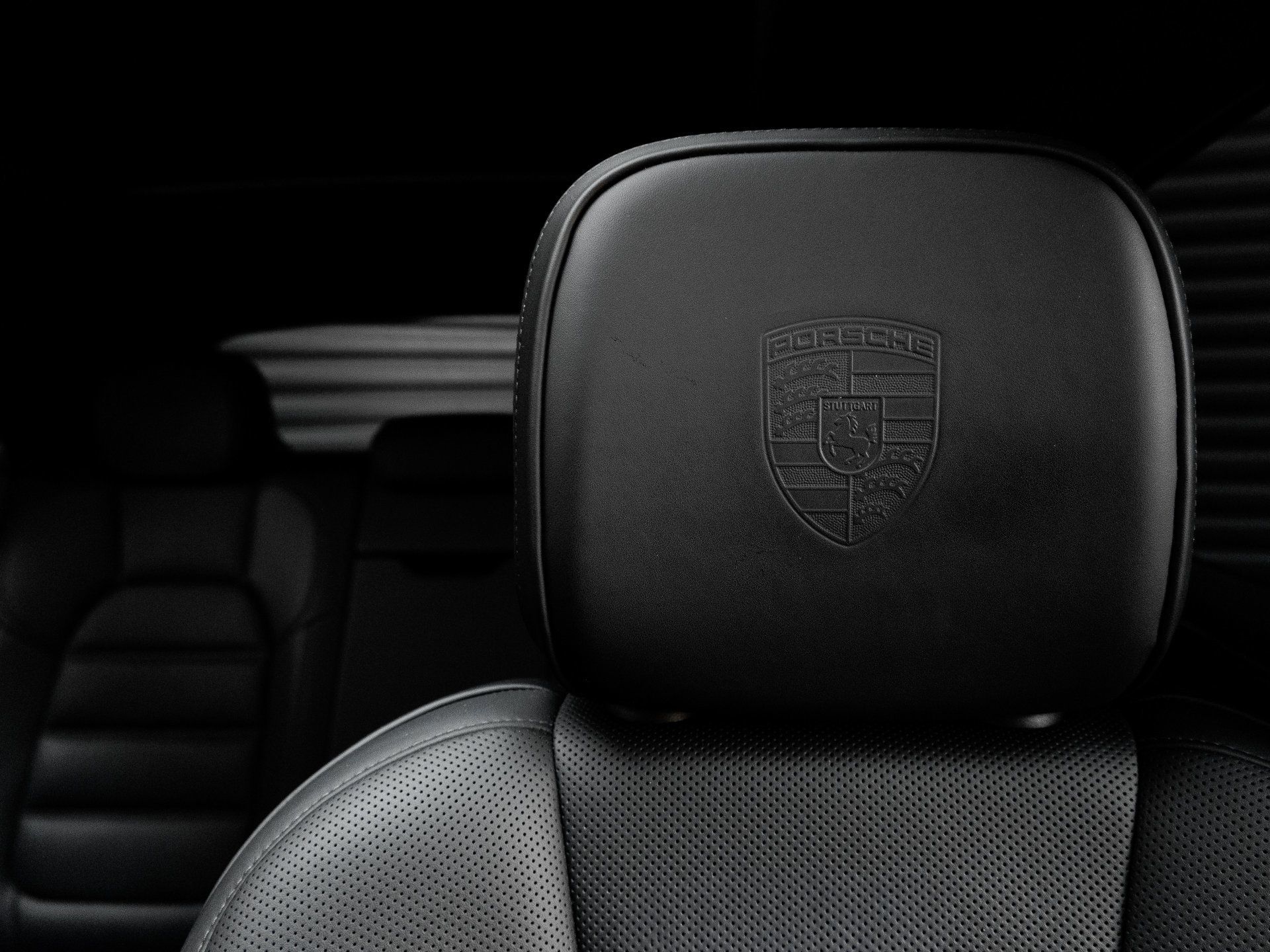 Certified 2026 Porsche Macan AWD/4WD image 15